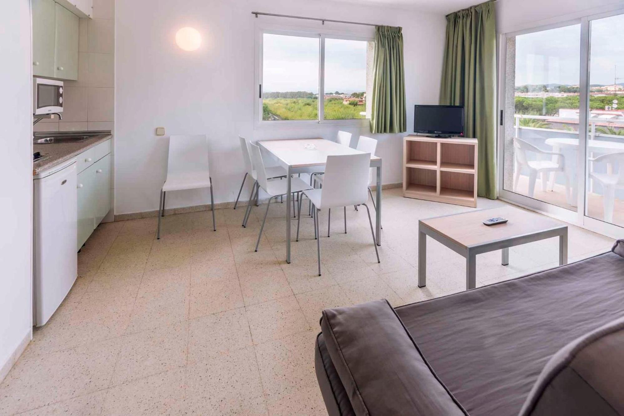Apartments In Blanes/Costa Brava 35181 חדר תמונה